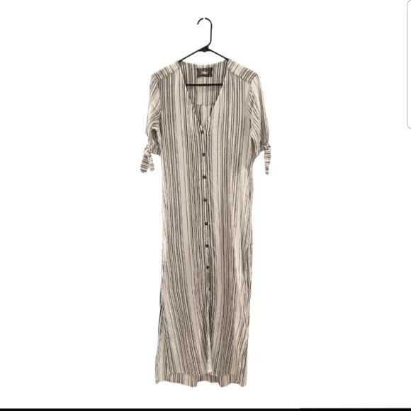 Reformation Striped Linen Dress Size Medium Without Belt - Picture 2 of 9